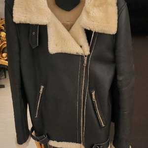 리얼 양털 무스탕(새상품급)