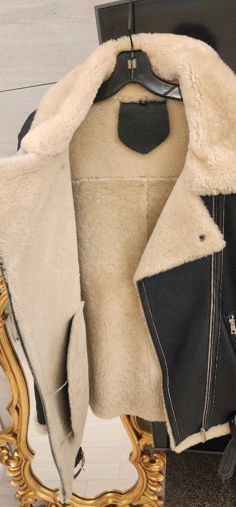 리얼 양털 무스탕(새상품급)--2