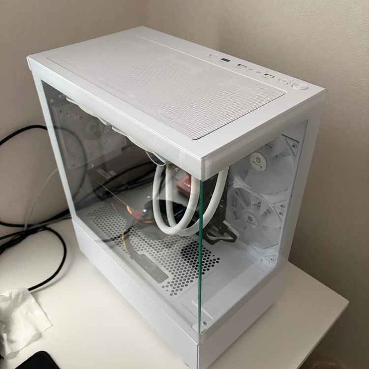 인텔i5 11400f GTX1660S 수냉 어항게이밍--1