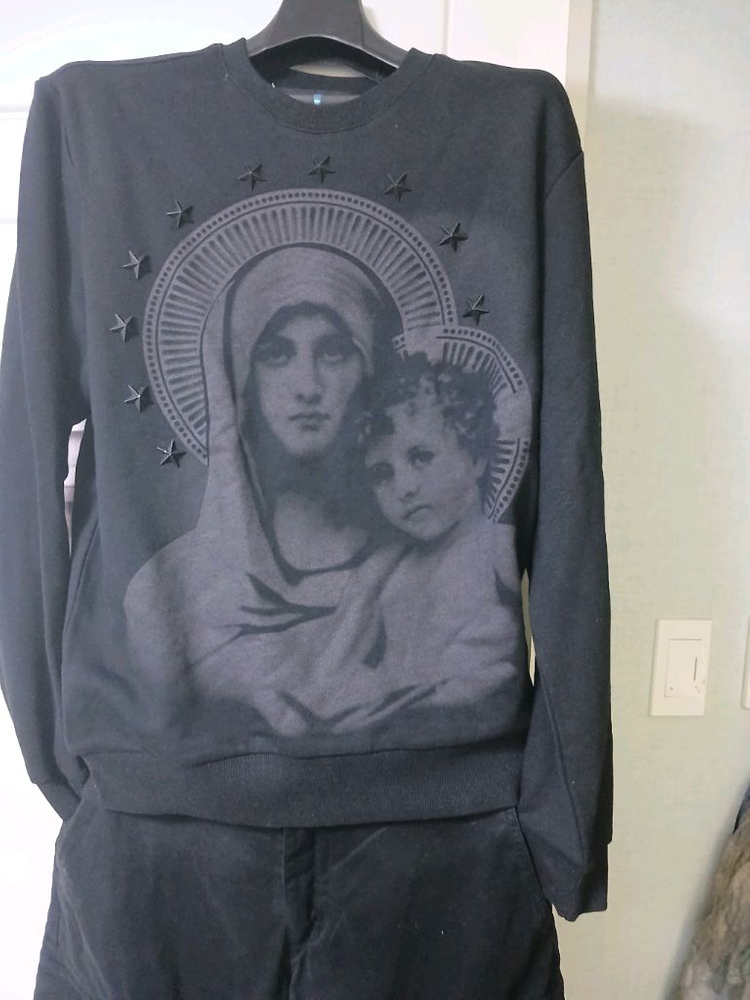 지방시 프린트 맨투맨--1