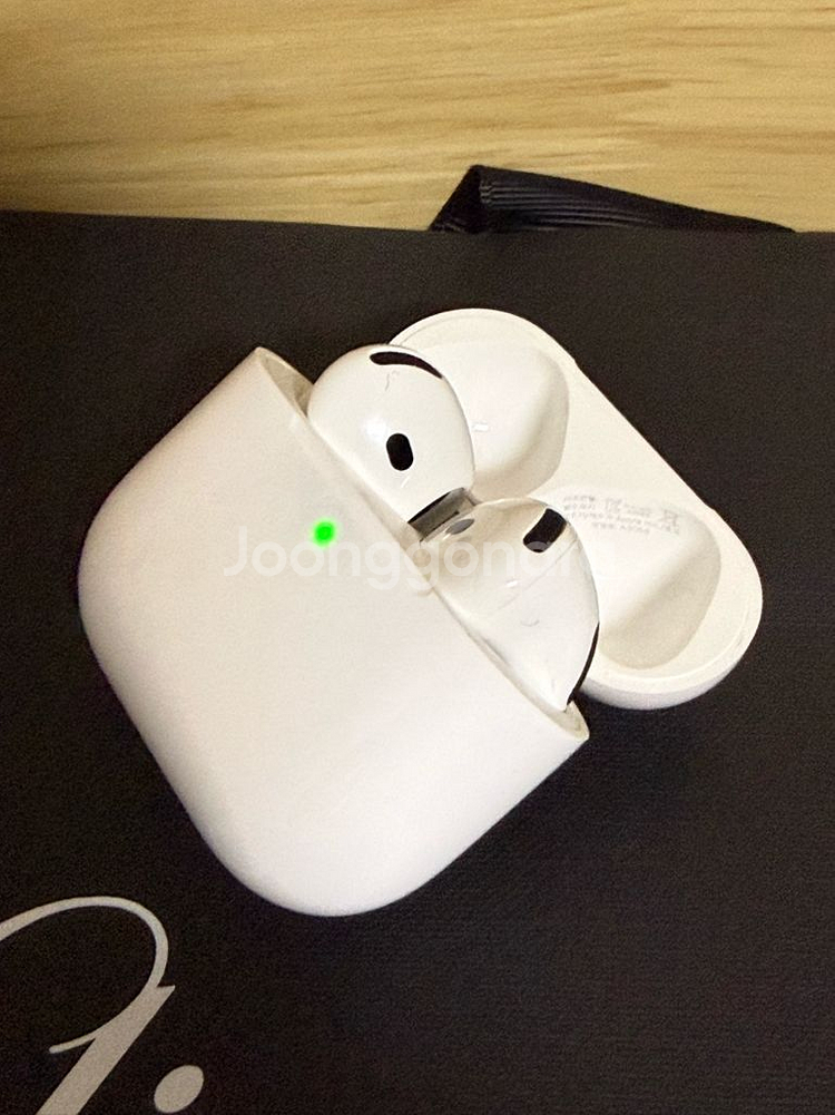 애플 / 에어팟 4 노이즈캔슬링--2