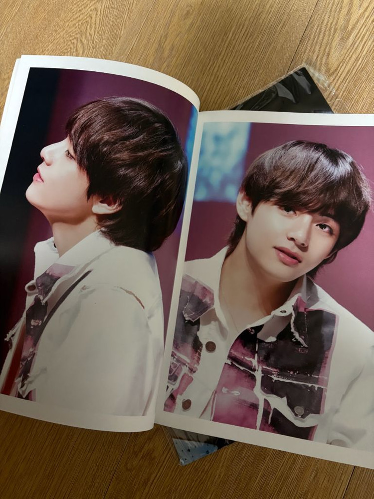 BTS 김태형 (뷔) 포토북--4