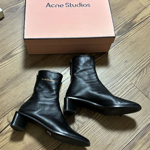 아크네스튜디오 베르틴 부츠 블랙 37사이즈