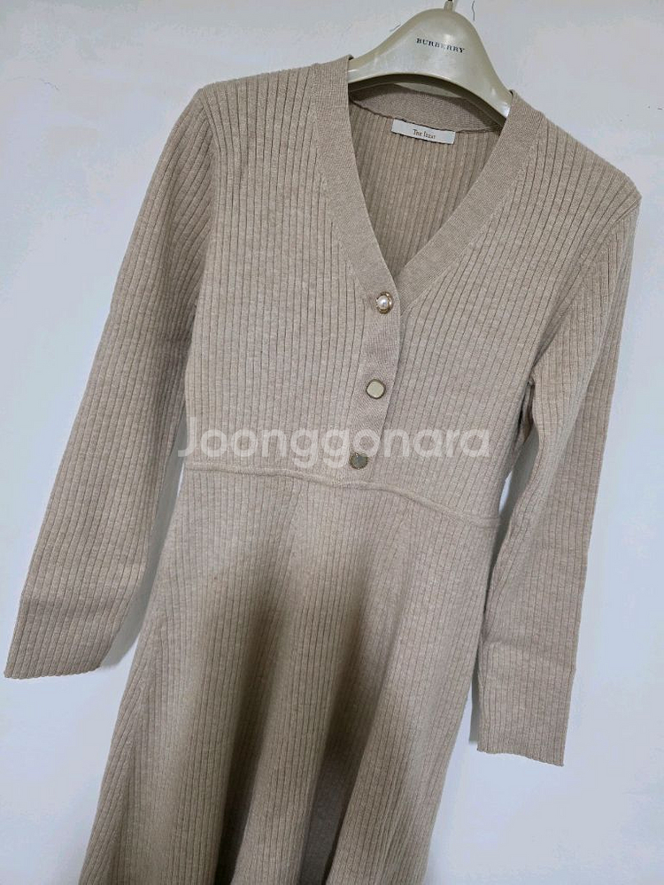 더아이잗 레이온 베이지 니트 롱원피스 55~66 상태굿--1