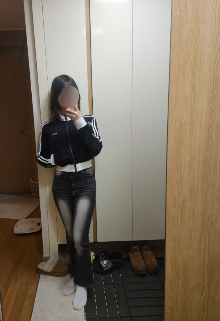 착샷o) 널디 크롭 투웨이 져지 s 우먼스 NY 크롭 스웻 집업 블랙 검정--2