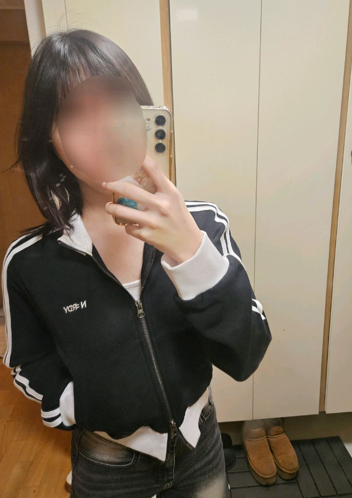 착샷o) 널디 크롭 투웨이 져지 s 우먼스 NY 크롭 스웻 집업 블랙 검정--4