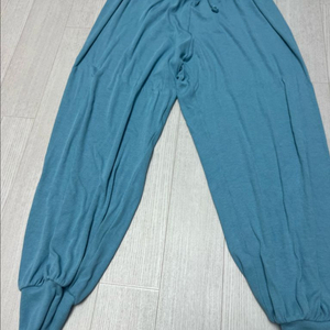 부디무드라 립조거팬츠