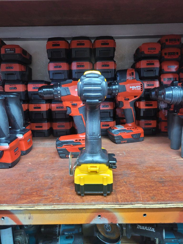 디월트충전함마드릴 DCD785 S급 배터리포함--4