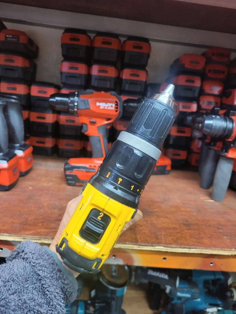 디월트충전함마드릴 DCD785 S급 배터리포함--5
