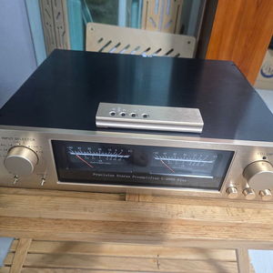 아큐짭 c-2860 프리앰프 판매합니다.
