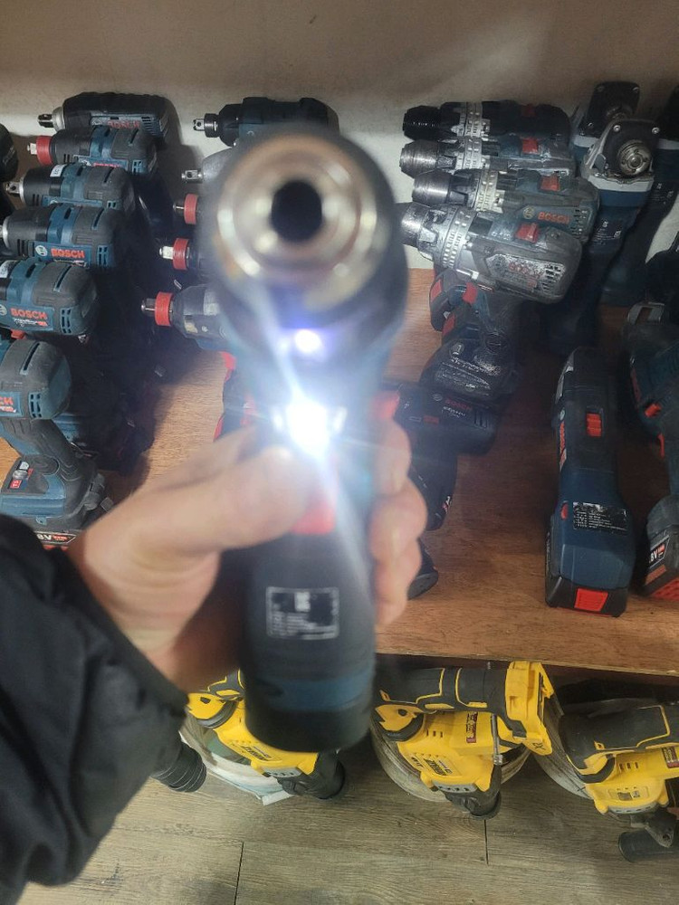 보쉬충전드릴드라이버 GSR10.8V35 브러쉬리스 A급--1