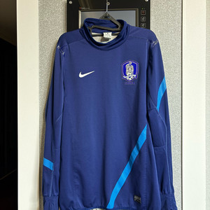 국대 트레이닝 쉘탑 팝니다