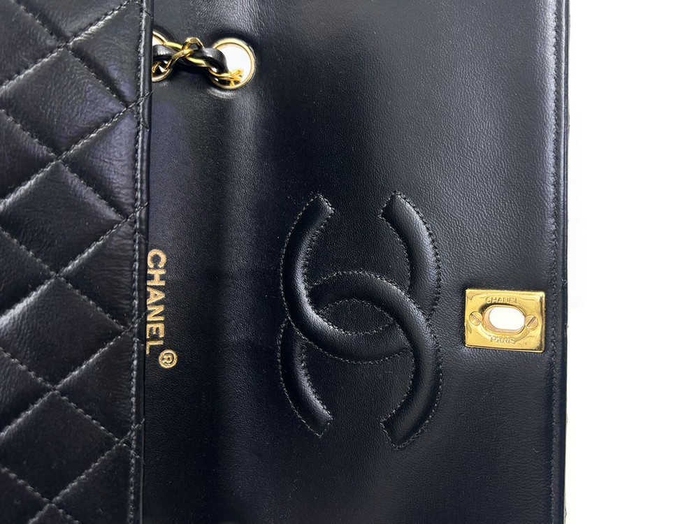 샤넬 클래식 CC금장 블랙 체인 크로스백 숄더백 2VCHB27269--7