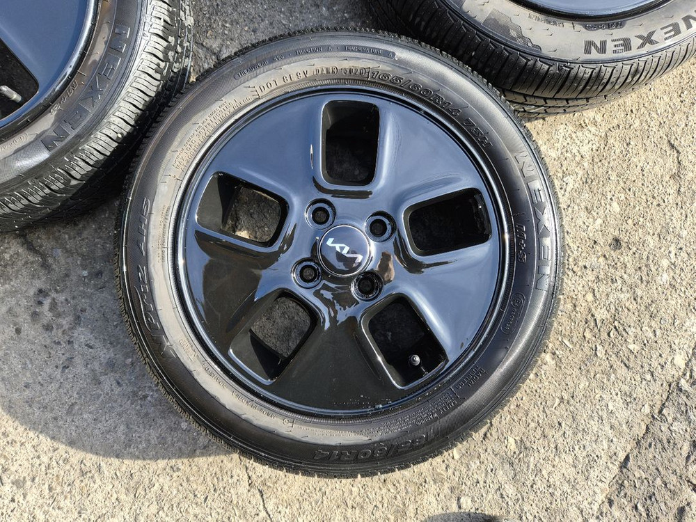 모닝 레이 순정 14인치 휠타이어 이미지