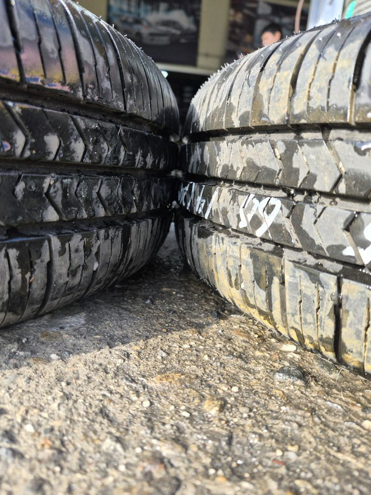 모닝 레이 순정 14인치 휠타이어 이미지