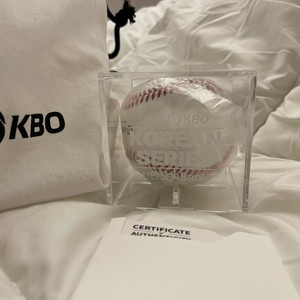 2025 KBO 한국시리즈 4차전 사용구 한화 김서현 이미지