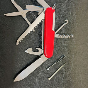 빅토리녹스 헌츠맨 맥가이버칼