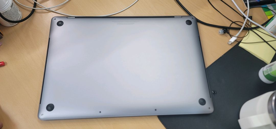 맥북 프로 15인치 2016 late 최고급형 i7 2.7gh 16GB 512G 라데온 GPU 2G 배터리 새것 이미지