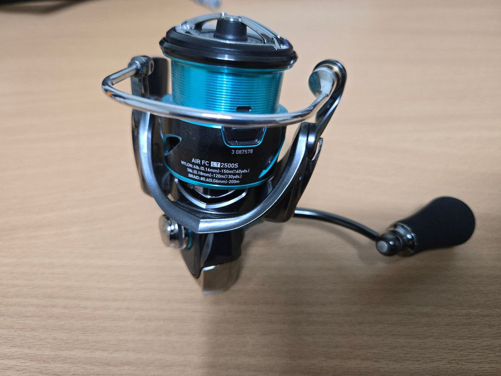 다이와 21 에메랄다스 에어/FC LT 2500S(정품) 이미지