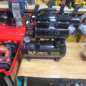 가벼운 휴대용 저소음 오일리스 10L 2마력급콤프레샤 트윈헤트 A급 이미지