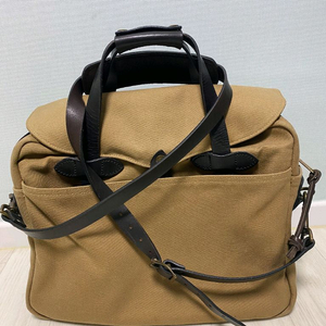 필슨 257 브리프 케이스 팝니다