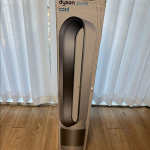 다이슨 퓨어쿨 공기청정기 미개봉 팔아요.
