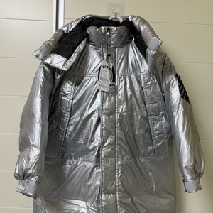 24년 히로 몬스터 패딩 130 새상품