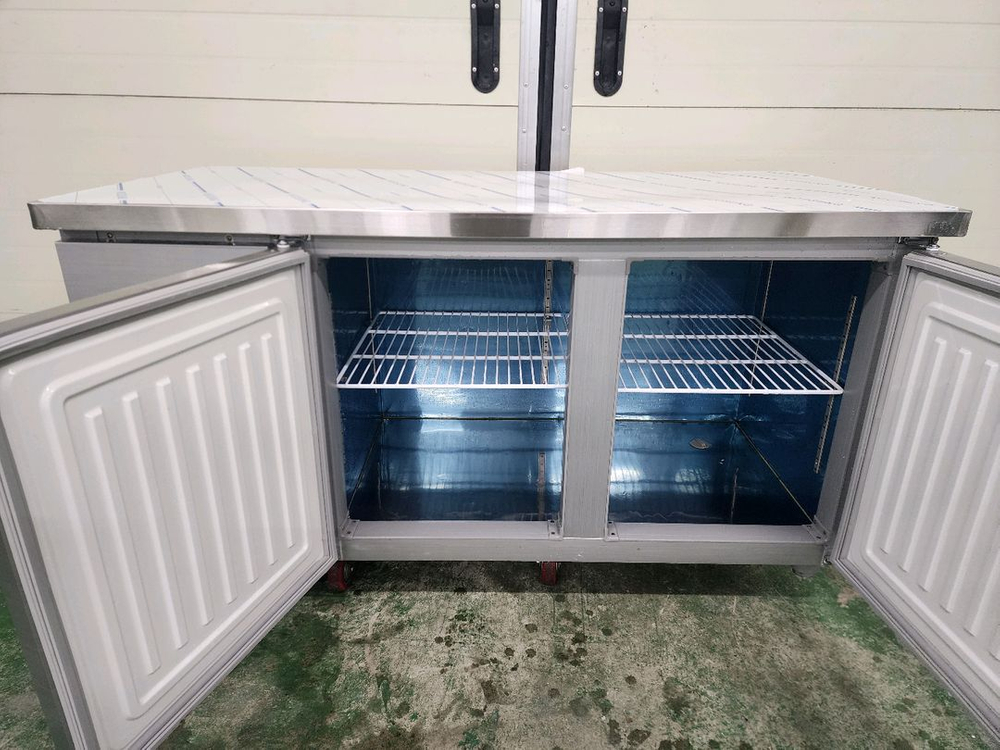 그랜드우성 1500 테이블냉동고--1