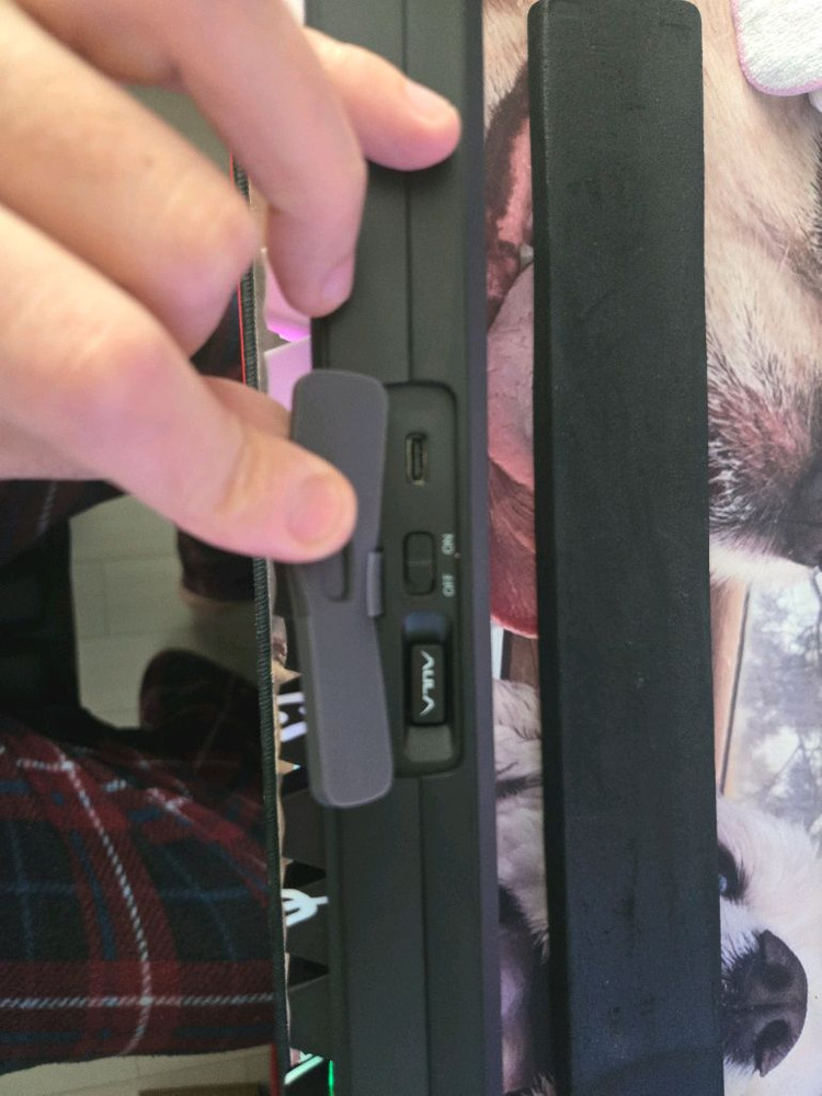 독거미 (AULA) L99 팝니다.--2