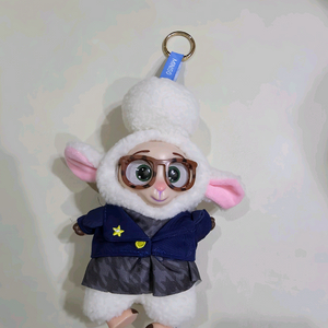 미니소 주토피아 벨웨더키링 2개일괄 (정장or죄수)