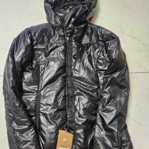 큐물러스 클라이마라이트 풀집 패딩자켓