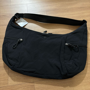 룰루레몬 라지 슬라우치 슬링백 13L