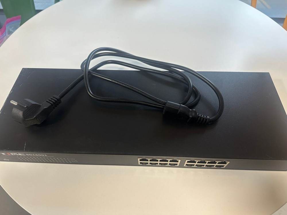 ipTIME SG16001 기가비트 스위치허브 공유기 판매합니다.--4