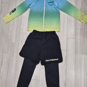 뉴발란스 키즈 집업 래쉬가드 세트 140사이즈