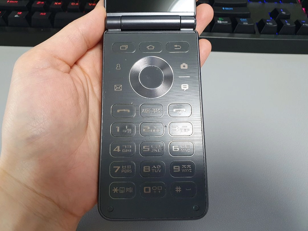 갤럭시 폴더2 2021 / 32GB / 그레이 이미지
