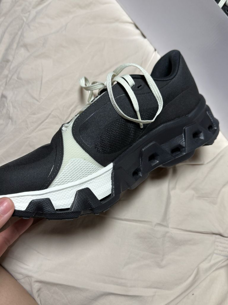 온러닝 파프 265 사이즈 팝니다--5