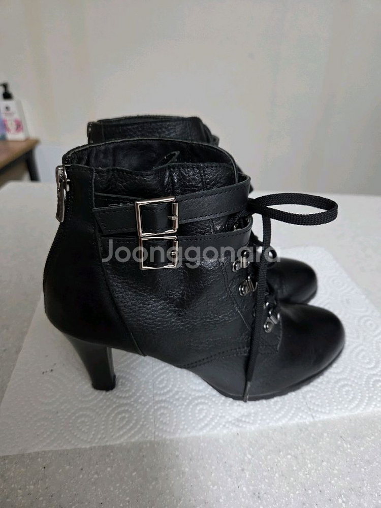 에스콰이어 레이스업 앵클 부츠 235.240--1