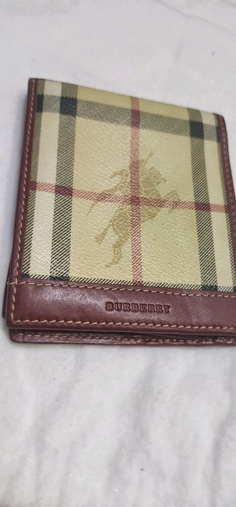 버버리 체크 반지갑/ 보테가베네타 반지갑 이미지