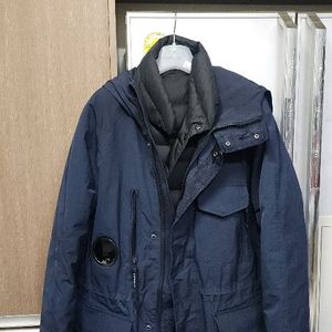 CP컴퍼니 고글.렌즈 패딩사파리 XL/ 톰브라운 스웻셔츠