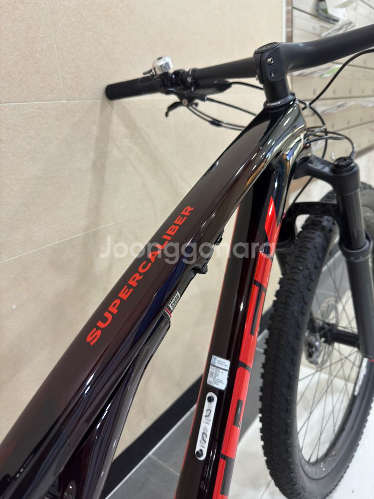 트렉 슈퍼칼리버 SLR 9.8 GX AXS 팝니다.--1