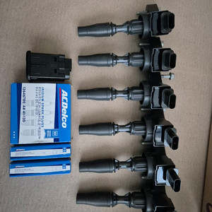 쉐보레 콜로라도 3.6엔진용 스파크 플러그, 점화코일, 에어매스센서, TPMS센서 팝니다. 이미지