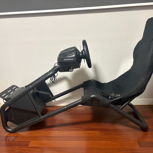 Thrustmaster T300RS 레이싱 휠 + 시트