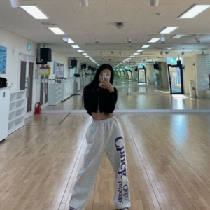 척 어센틱 클럽 스트링 스웨트 팬츠