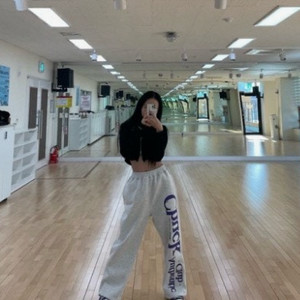 척 어센틱 클럽 스트링 스웨트 팬츠