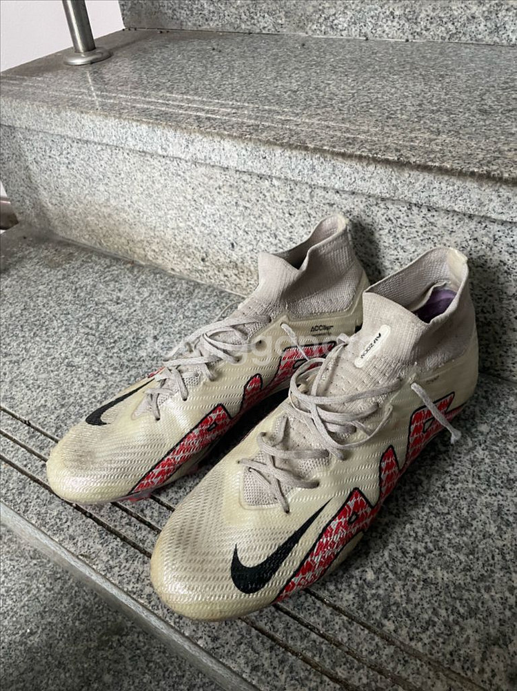 나이키 머큐리얼 슈퍼플라이 9 한정판 축구화--1