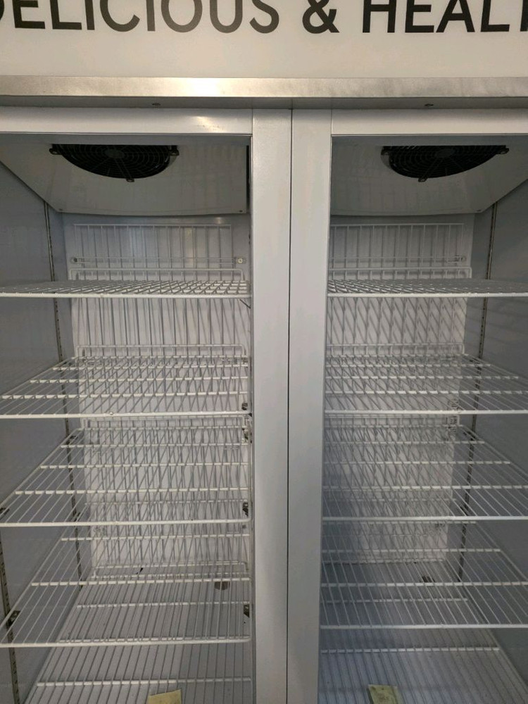 유니하이테크[1도어], 그랜드우성[도어] 냉동 쇼케이스 판매합니다.--1