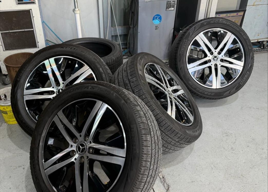 벤츠 순정 휠타이어19인치 세트(휠캡포함)--1