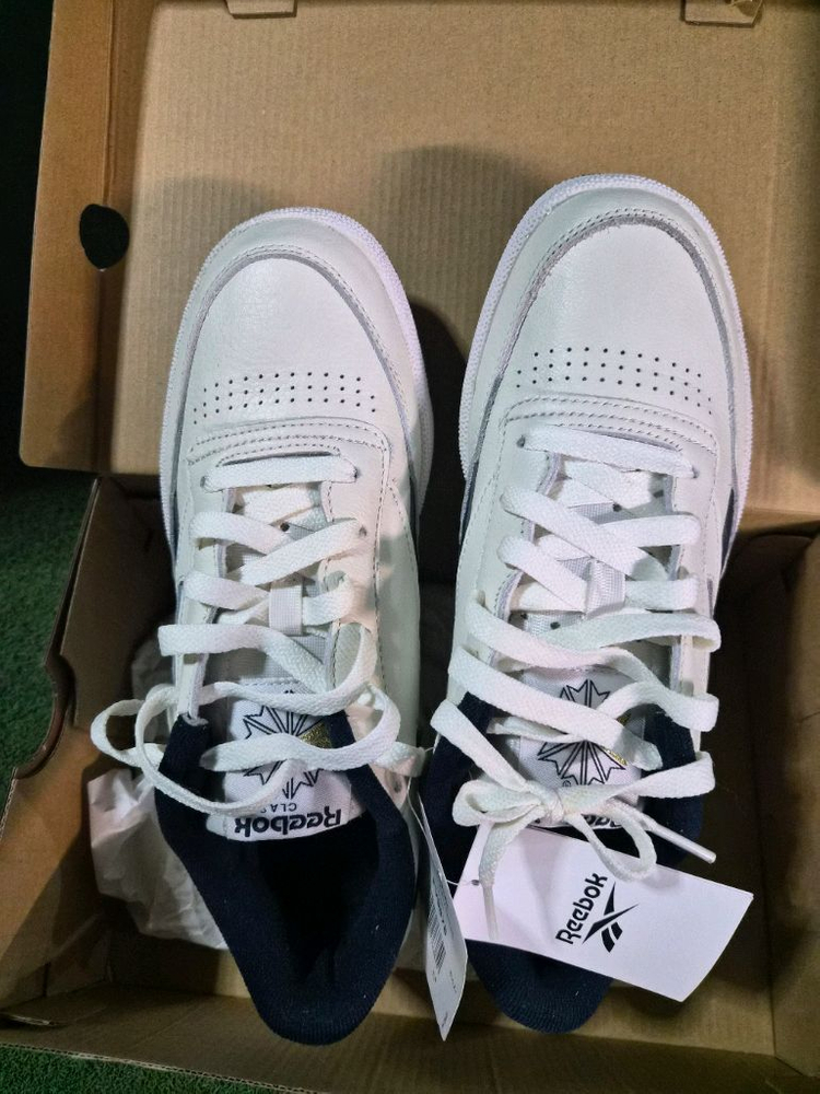 클래식 운동화 사이즈255--1