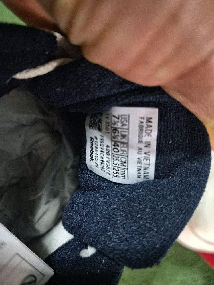 클래식 운동화 사이즈255--3