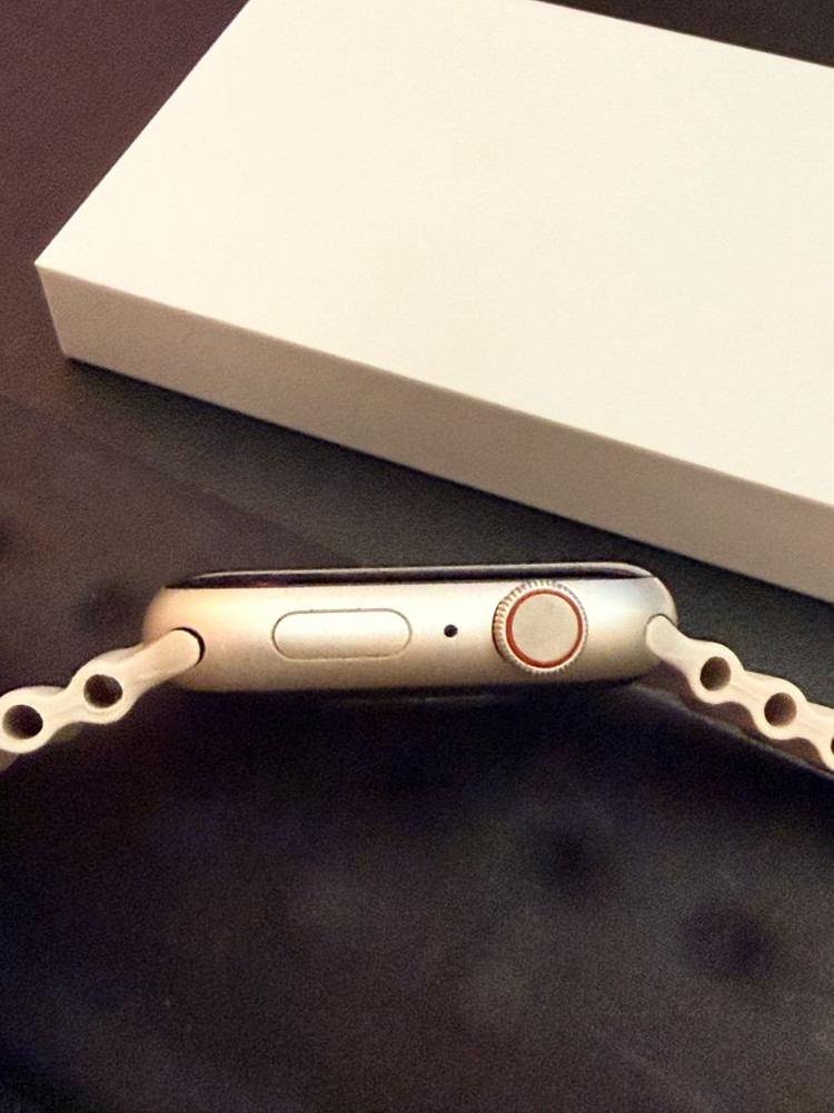 애플워치9 45mm 셀룰러 (애플케어플러스 26.11.27만료)--3